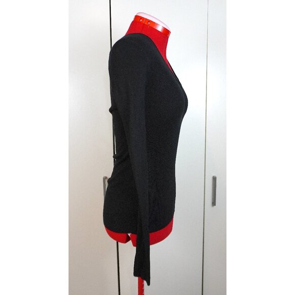 Express Cross-Front Fitted V-Neck Sweater in Black - Picture 3 of 8